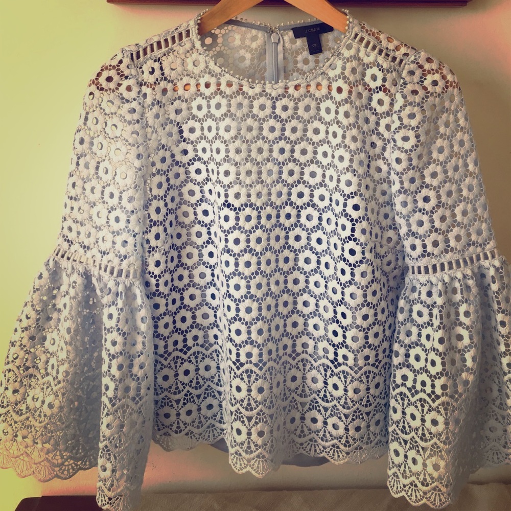 Daisylace Bell-Sleeve Top